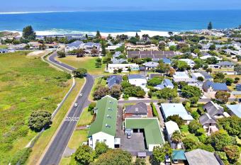 Fairway Holiday Accommodation allows 18 year olds to book a room