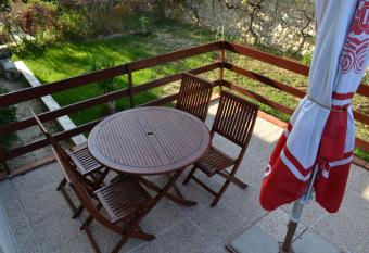 Apartments Karlo has Balcony rooms