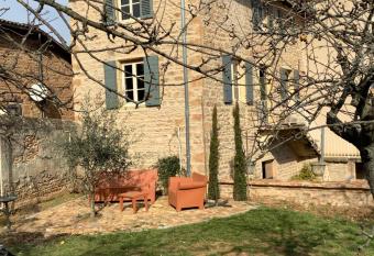 Pivoines has Balcony rooms