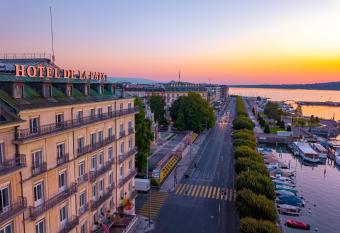 The Ritz-Carlton Hotel de la Paix, Geneva has Balcony rooms