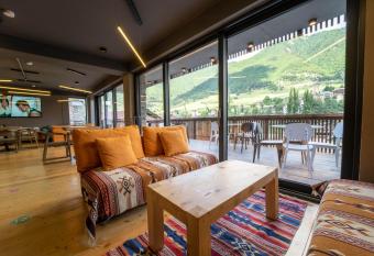 Hotel Lahili has Balcony rooms