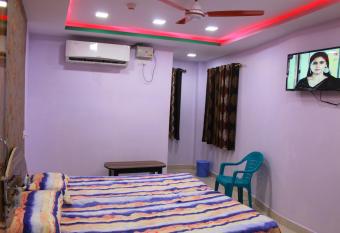 PG Homes allows 18 year olds to book a room