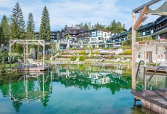 Alpin Resort Sacher has Balcony rooms