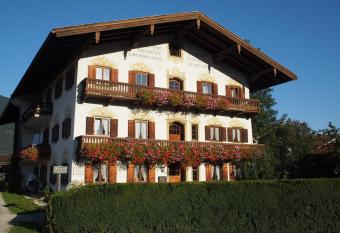 Stoanerhof has Balcony rooms