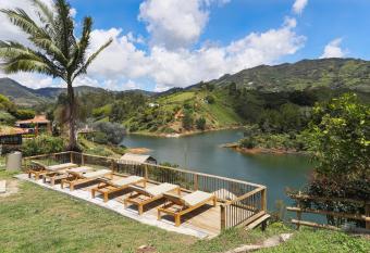 Soy Local Guatape has Balcony rooms