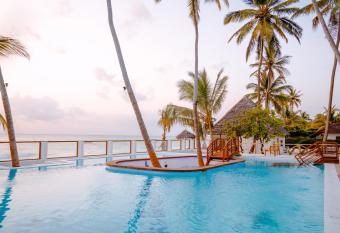 TIKI Beach Club & Resort has Balcony rooms