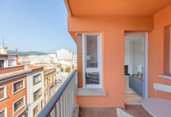 Hauzify I Apartament Big Family has Balcony rooms