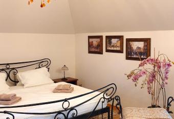 Penzion a Restauracia Toldi has Balcony rooms