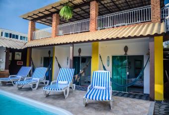 Pousada Gente Bonita Gerib   allows 18 year olds to book a room