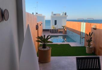 ON VILLAGE DELUXE has Balcony rooms