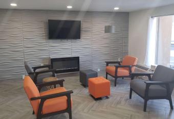 Super 8 by Wyndham Morganton has Smoking rooms