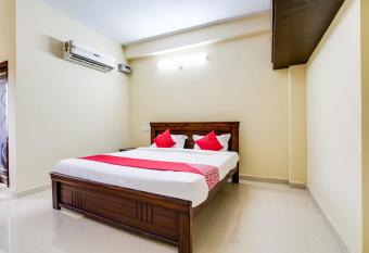 ARMAAN SUITES has Balcony rooms