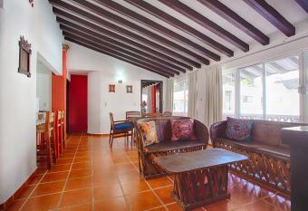 La Iguana Vallarta LGBT - Romantic Zone - Party Clubbing Street allows 18 year olds to book a room