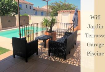 Belle villa arl  sienne avec piscine, terrasse, jardin, garage has Balcony rooms