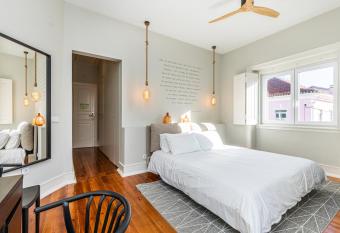 Sweet Spot @ Beach allows 18 year olds to book a room