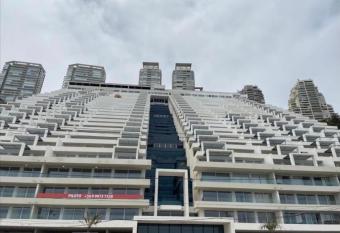 Departamento Vi  a del Mar has Balcony rooms