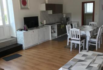 Ke  marok Apartman N1 , Apartman N2 has Balcony rooms