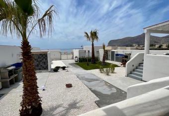 Le Casuzze Ammare allows 18 year olds to book a room