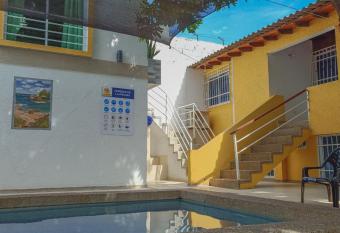 Momoluu s house allows 18 year olds to book a room