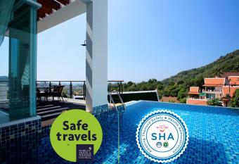 Kata Sea View Villas has Balcony rooms