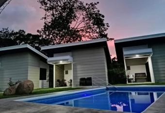 MADRE TERRA has Balcony rooms