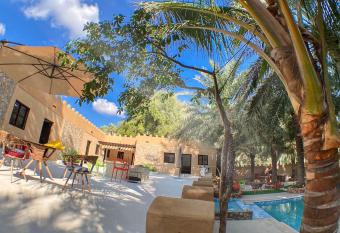 ALBERI LODGE has Balcony rooms