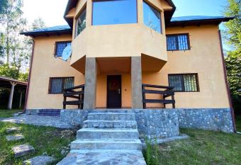 Casa Ionel si Dani has Balcony rooms