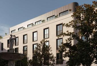 Radisson Collection Hotel, Magdalena Plaza Sevilla has rooms with a private hot tub