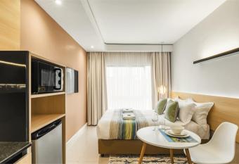 Kozi Suites Nairobi Airport allows 18 year olds to book a room