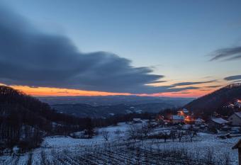 Irinin Vidikovac has Balcony rooms