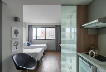 Studio Premium Batel Twin - HSB001 allows 18 year olds to book a room