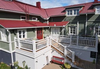 Eleonora Bed & Breakfast has Balcony rooms