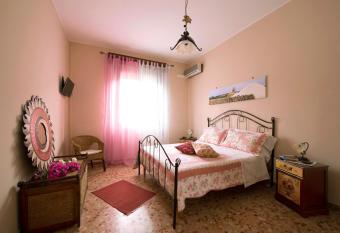 B&B Anna Pinco allows 18 year olds to book a room