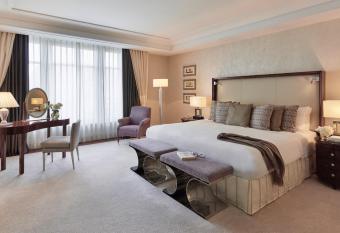 Breidenbacher Hof allows 18 year olds to book a room