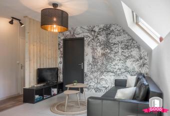 La petite tourelle - T2 + Parking allows 18 year olds to book a room