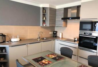 Zeedijk 232 has Balcony rooms