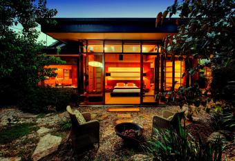 Sticky Rice Villas allows 18 year olds to book a room