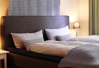 Immenhof allows 18 year olds to book a room