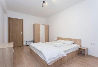 Modern and Bright Apartments near Center - FREE PARKING allows 18 year olds to book a room