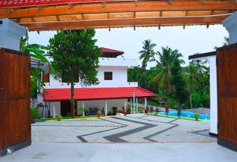 Villa Talpe has Balcony rooms