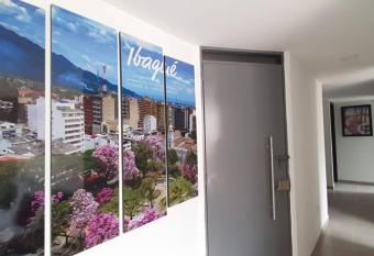 Apto completo en Edif. Merlot-Cerca al WT.Center allows 18 year olds to book a room