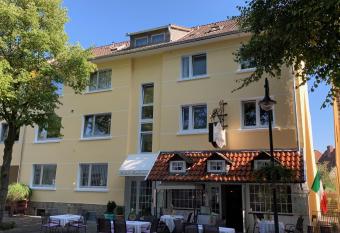 Teutonia Hotel has Balcony rooms