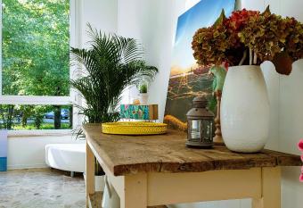 Hotel Rio Beach & Breakfast has Balcony rooms