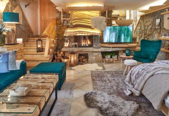 Witk  wka WILD Luxury Apartments - Sauna & SPA has rooms with a private hot tub