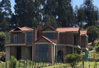 Hotel Campestre Villa Los Duraznos allows 18 year olds to book a room