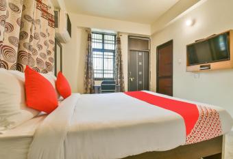 OYO 79407 Magadh Deep allows 18 year olds to book a room