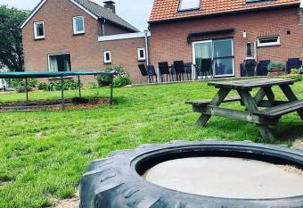 Huisje op den Diek has Balcony rooms