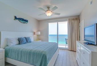 Splash Beach Resort #1702-W by Book That Condo has Balcony rooms