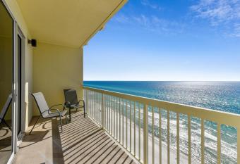 Celadon Beach Resort #1106 by Book That Condo has Balcony rooms