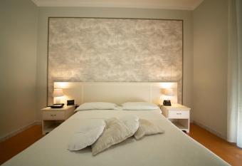 Hotel Venezuela has Balcony rooms